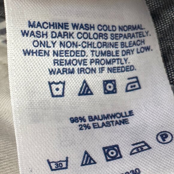 Land's End Chino Shorts Sz 2 Flat Front Straight leg Mid Rise Preppy Classic - Picture 7 of 9